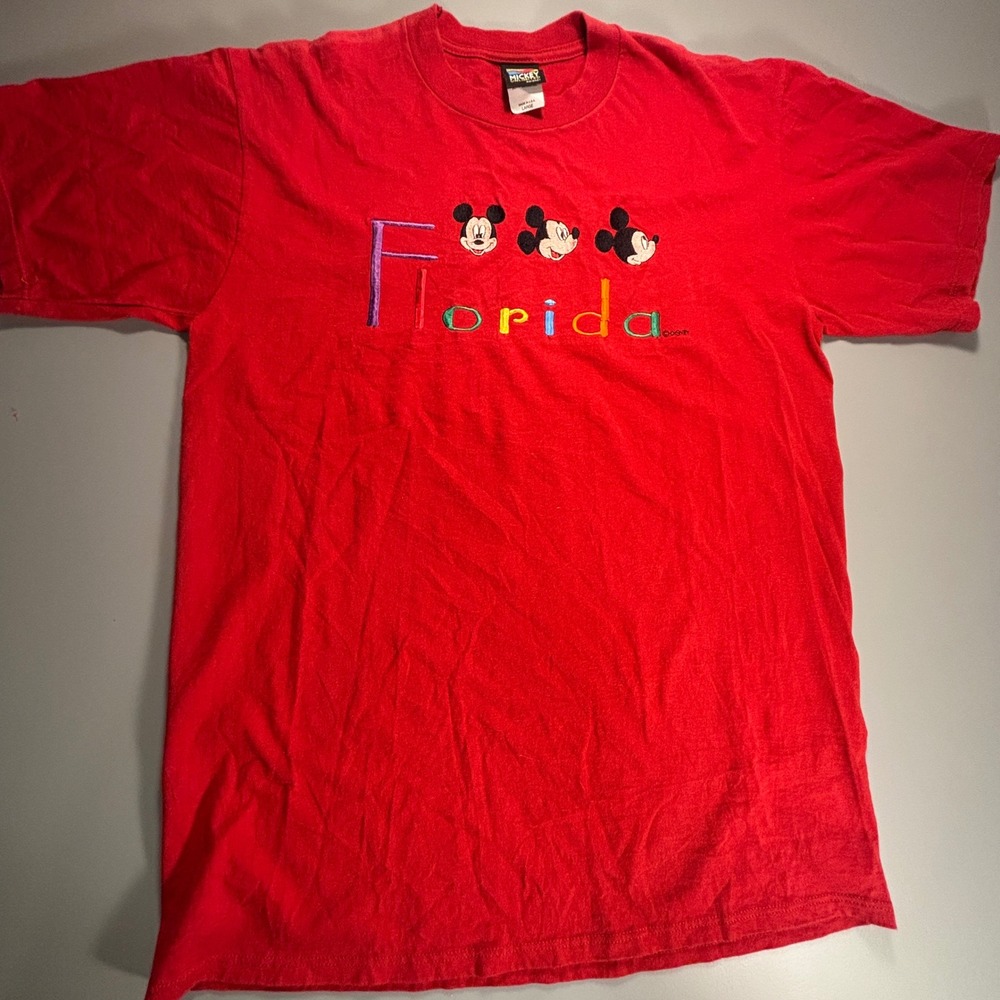 Vintage Mickey Unlimited Florida T-Shirt Red Embroidered Disney USA Made L - Picture 2 of 10